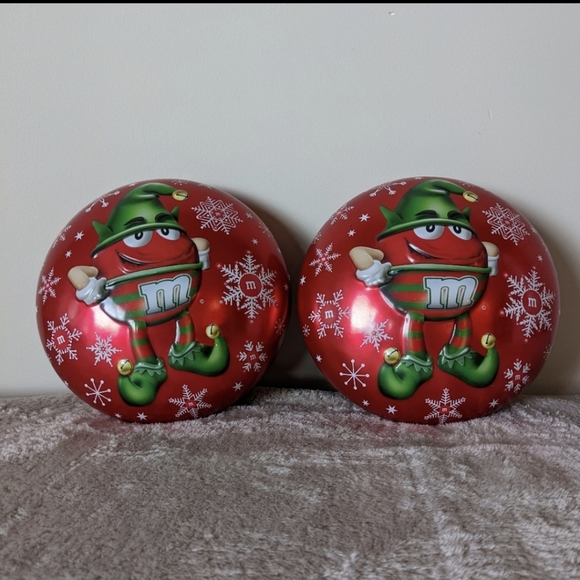 M&M Christmas Tins 2013 - Picture 9 of 9